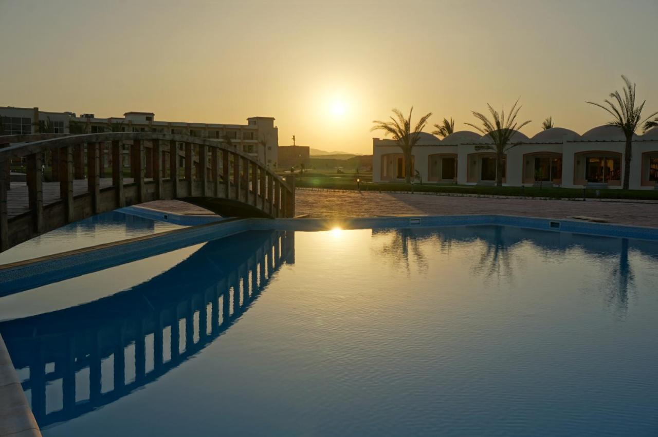 Amarina Queen Resort & Aqua Park Marsa Alam Exterior foto