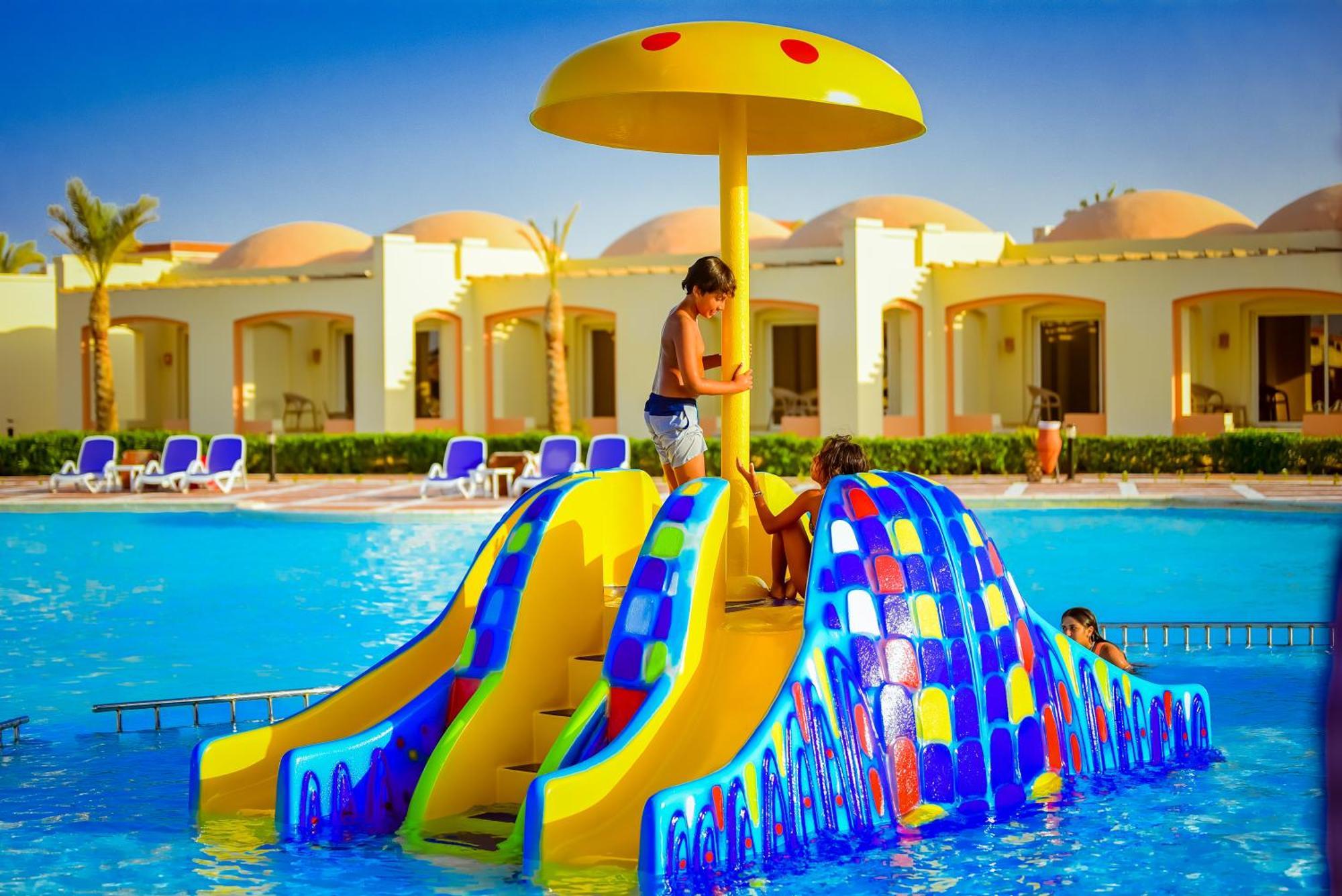 Amarina Queen Resort & Aqua Park Marsa Alam Exterior foto